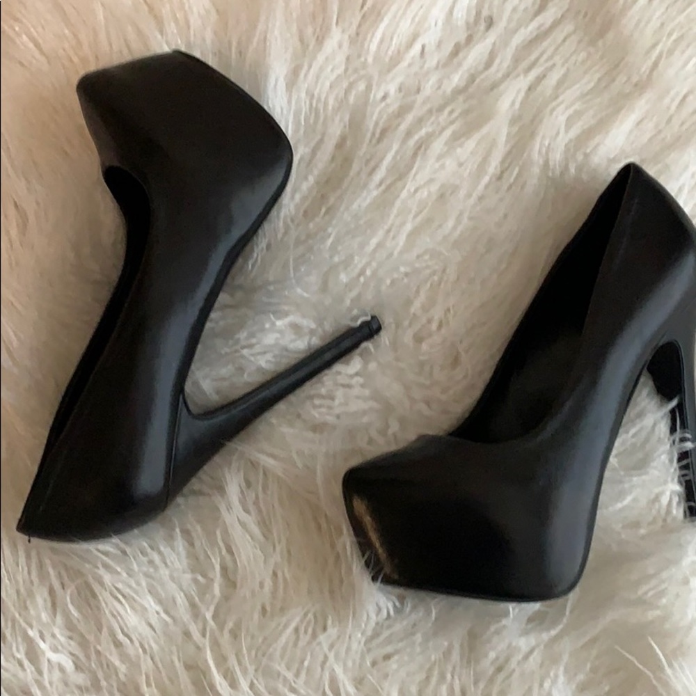 Authentic Steve Madden 💄 5inch heel